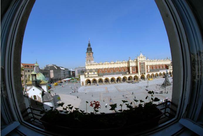 Hostel Rynek 7 Krakow Exterior photo